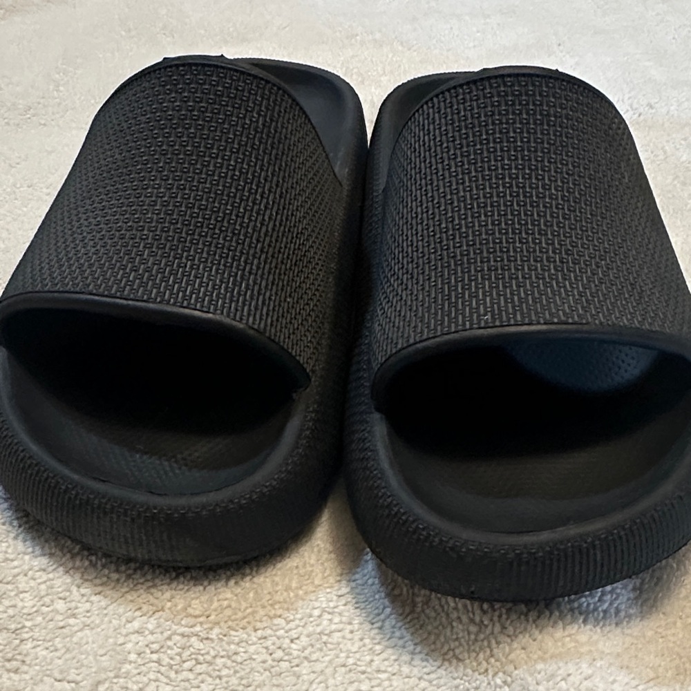 Black Women's Slide Sandals - Picture 5 of 5